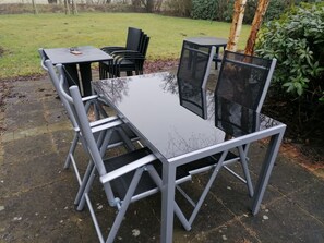 Outdoor dining - Ganze Wohnung in Jade mit Garten by Interhome (Jade)