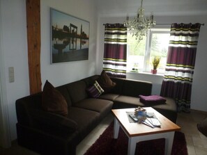 TV - Landhaus Markus by Interhome (Süderschwei)