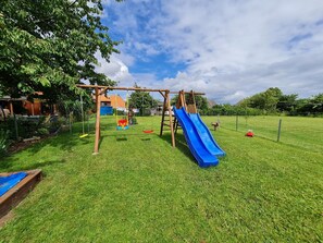 Children’s area - Wunderschöne Ferienwohnung mit Terrasse und Gart by Interhome (Großwaabs)