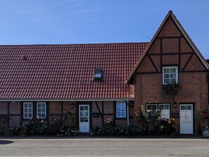 Exterior - Maritime Ferienwohnung im Fachwerkhaus by Interhome (Felm)