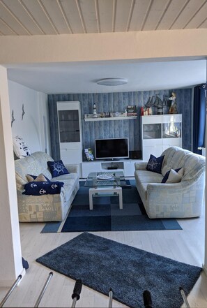 Living area - Maritime Ferienwohnung im Fachwerkhaus by Interhome (Felm)