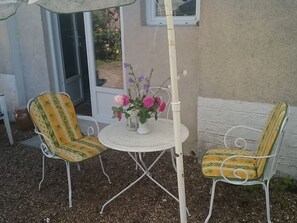 Terrace/patio - Maison le Pressoir in Vallières-les-Grandes by Interhome (Vallières les Grandes)