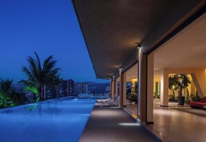 Interior detail - Three-Colored Cloud River Resort VILLA (Jinghong)