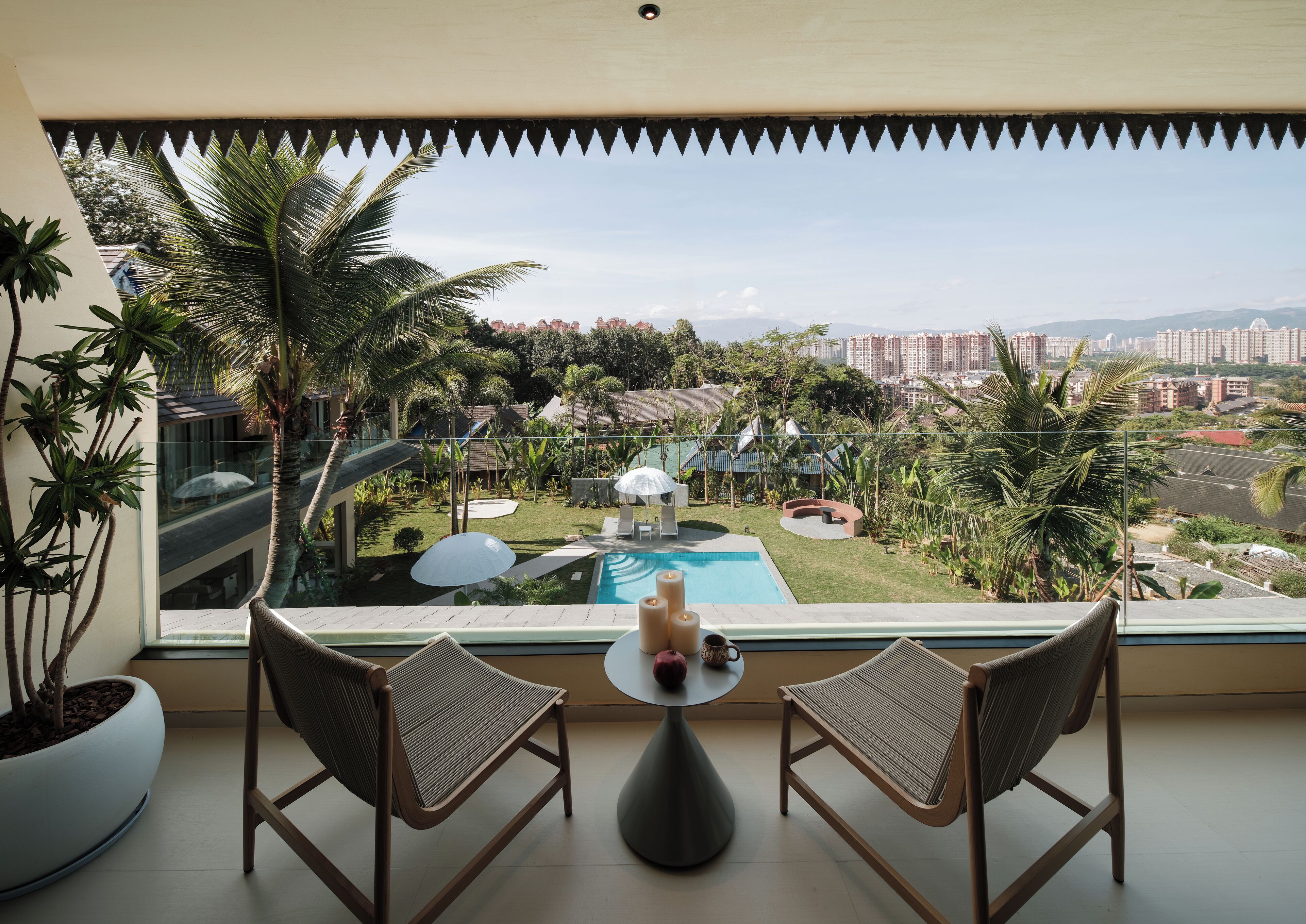 スーペリア ダブルルーム パティオ ガーデンビュー | 部屋からの景観