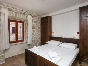 Internet - Stilvolles Ferienhaus mit Terrasse und Pool in ländlicher Lage in der Nähe von by Interhome (Dubrovnik/Gruda)