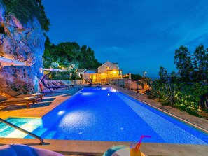 A heated pool - Astonoshing Villa Stone mit beheiztem Pool in Mlini by Interhome (Dubrovnik/Mlini)