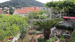 Property grounds - Modernes Apartment in der Nähe von Sunset Beach, WLAN, kostenloser Parkplatz by Interhome (Dubrovnik)
