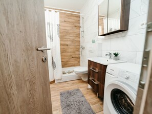 Towels - Wohnung mit Blick auf das Wasser by Interhome (Klek)