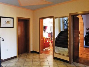 Interior - mit Whirlpool by Interhome (Imotski)