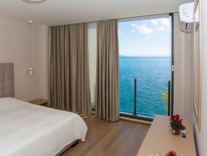 Internet - Villa Puntien am Meer mit privatem Pool by Interhome (Drvenik)