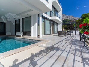 Pool - Villa Puntien am Meer mit privatem Pool by Interhome (Drvenik)