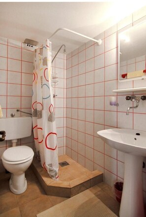 Towels - Appartement "Adriana" mit Blick auf das Wasser by Interhome (Hvar/Vrboska)