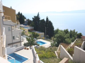 Pool - Appartement mit Blick auf das Wasser by Interhome (Medici)