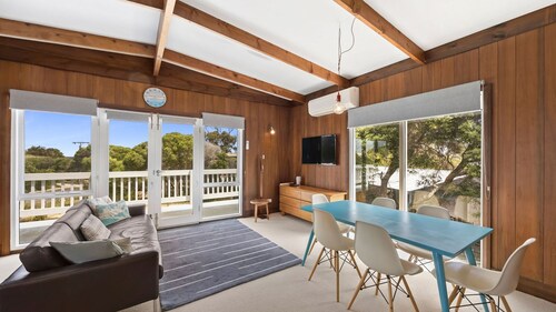 The Beach House on Sixth