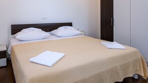 1 bedroom, Internet - in Dugi Rat mit Großer Terrasse by Interhome (Dugi Rat)