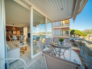 Outdoor dining - Natalia Beach by Interhome (Port Pollença)
