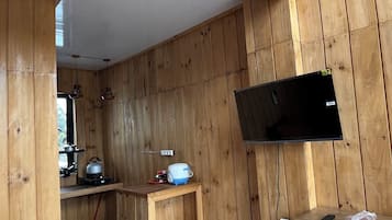 Cabaña familiar | Cocina privada | Parrilla de estufa, lavavajillas, arrocera y utensilios de cocina