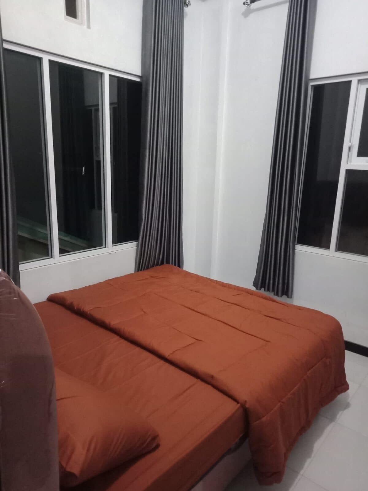 スーペリア ルーム | デスク、WiFi (無料)、ベッドシーツ