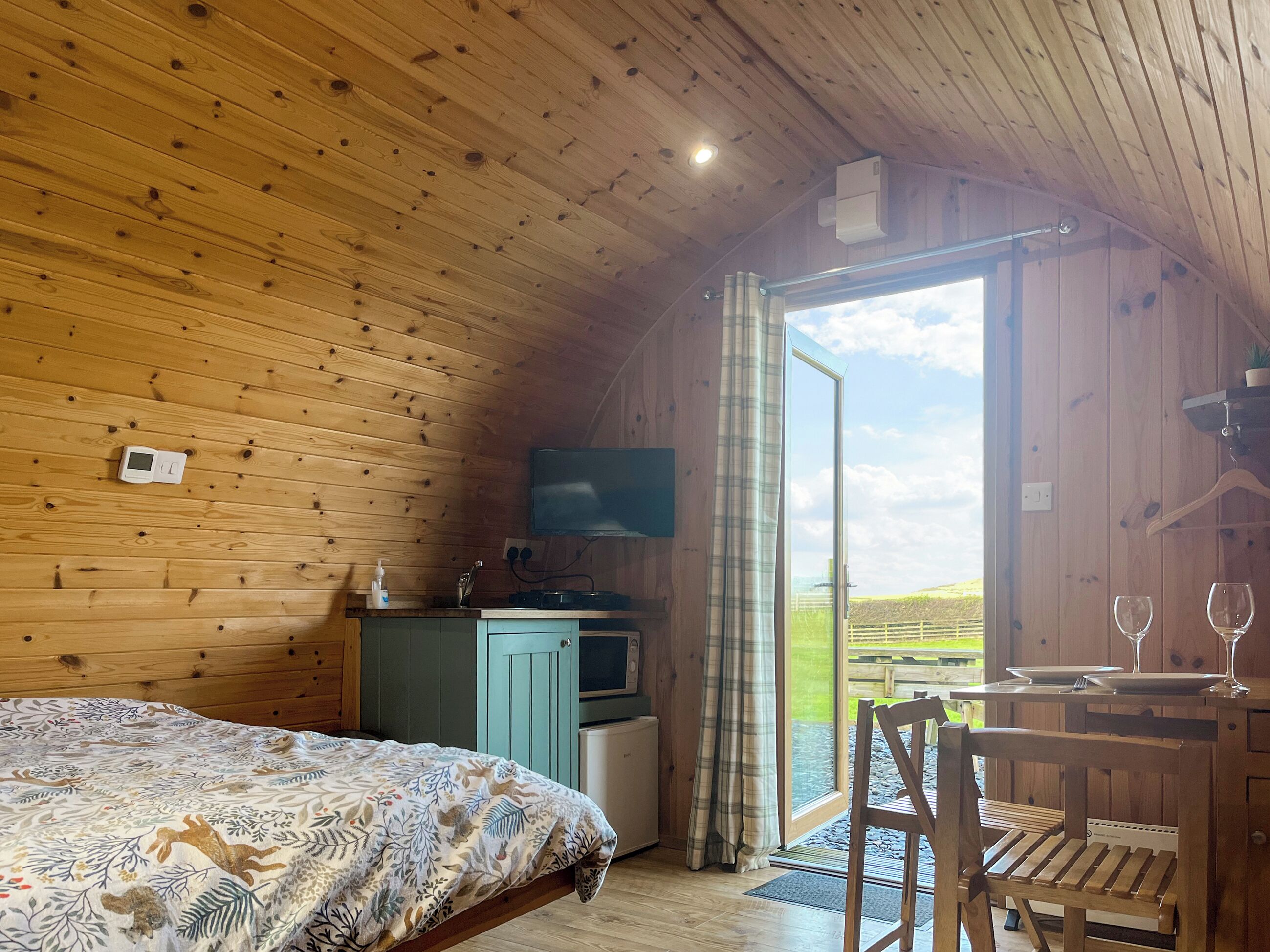 1 chambre, accès au Wi-Fi (inclus)