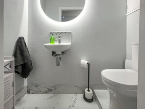 Towels - Lakes and Shores Retreat (Maryport)