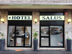 Exterior - Hotel Salus Milano (Milano)