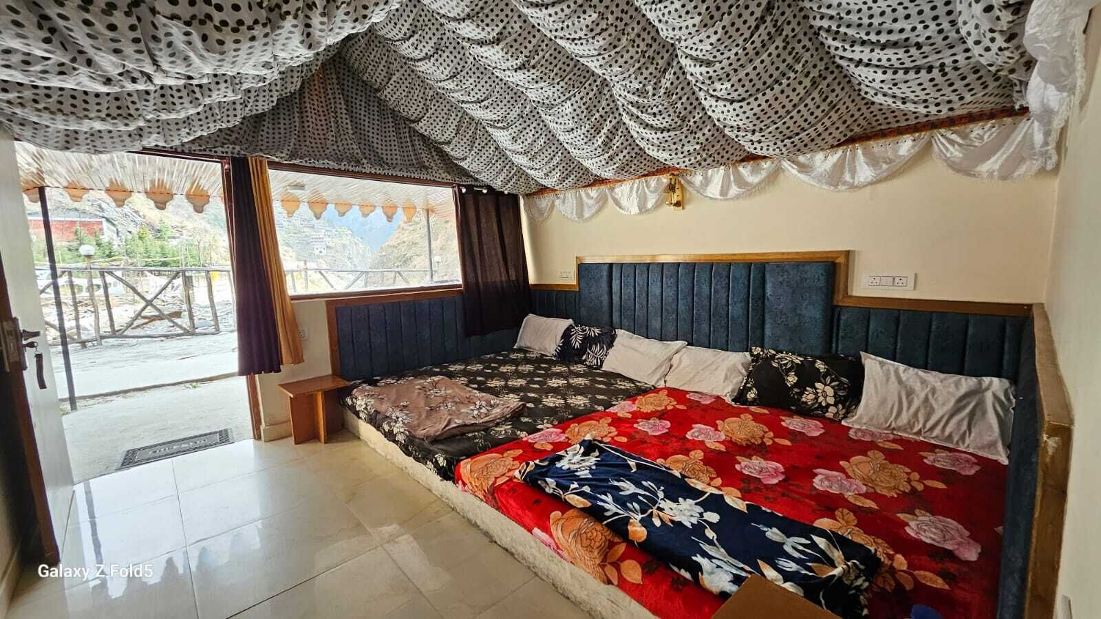 Luxury Camp Cottage Waterfall View | Free WiFi