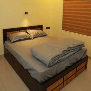 Deluxe Double Room, City View | Living area - SJ HOMES  (Karukachal)