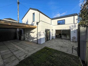 Exterior - 3 bedroom accommodation in Plymouth (Plymouth)
