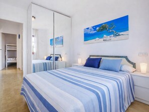 2 bedrooms, iron/ironing board, Internet - Pili by Danlux Invest. (TOSSA DE MAR)