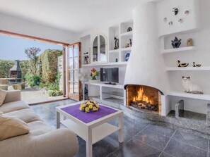 TV - Pili by Danlux Invest. (TOSSA DE MAR)