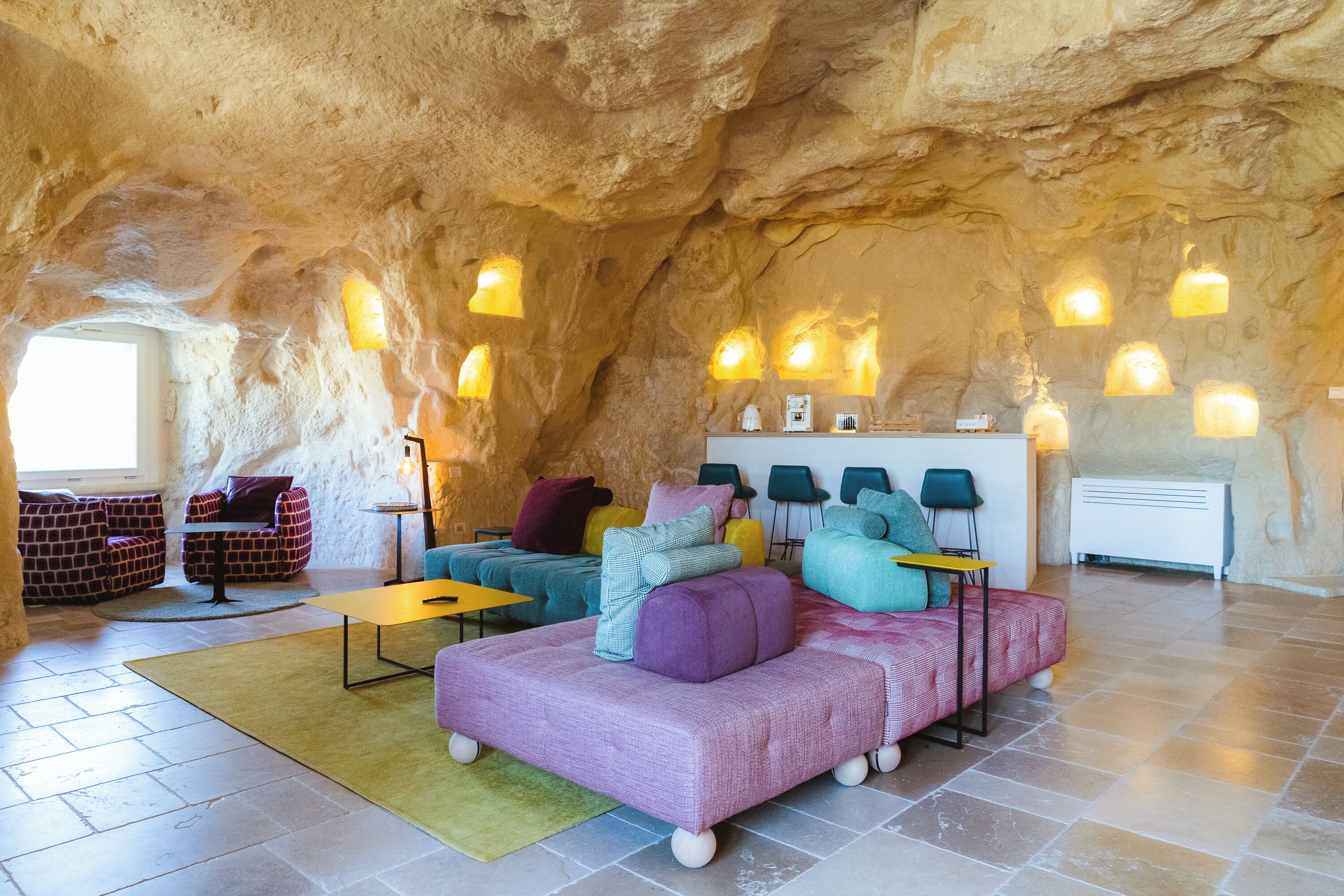 Luxury Suite, City View | Interior
