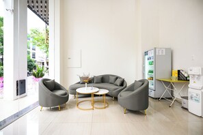 Exterior - Shilla Hotel Phu My Hung (Thanh Pho Ho Chi Minh)