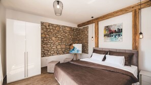 Bügeleisen/Bügelbrett, kostenloses WLAN, Bettwäsche