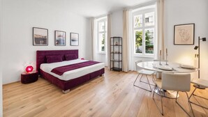 Dining - Studio Rogergasse Check in 15h to 22h (Wien)