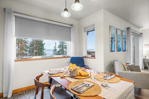 Dining - Cozy Whidbey Island Home Near Langley Waterfront & Dining | Tideview (Langley)