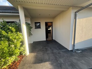 Exterior detail - Guest house near EUROPA PARK (Friesenheim)