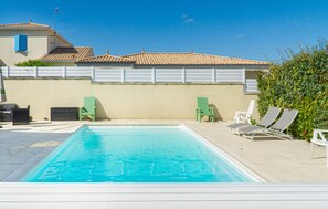 A heated pool - Nice home in Meschers-sur-Gironde (Meschers-sur-Gironde)