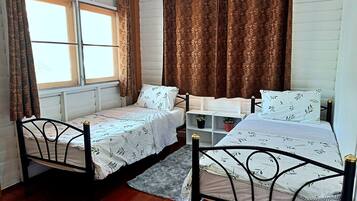 9 bedrooms, iron/ironing board, internet, bed sheets