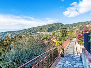 Property grounds - Beautiful Seaview by Interhome (Ospedaletti)