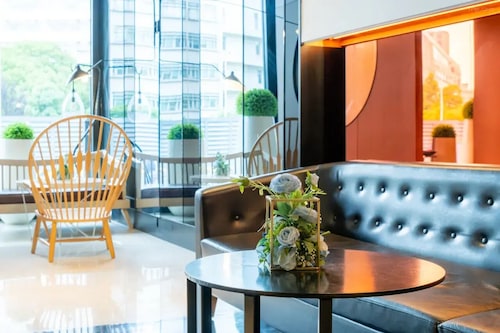 Shanghai city holiday Hotel