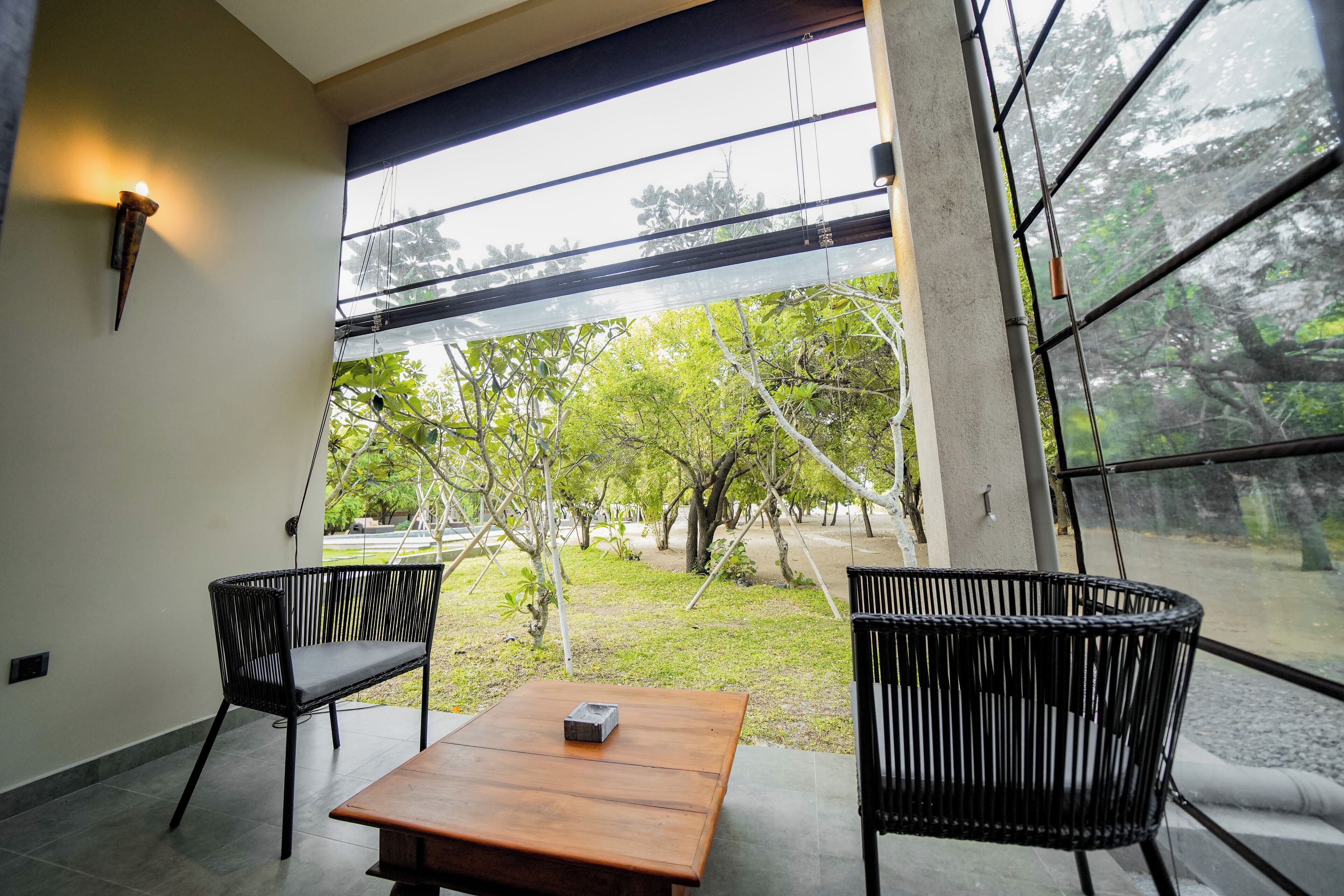 In-room safe, desk, laptop workspace, soundproofing