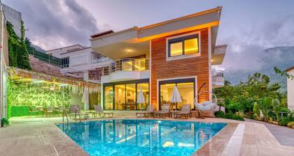 Luxuriöse Villa mit privatem Pool in Alanya by Interhome