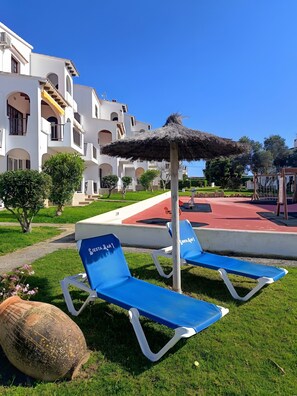 Property grounds - Apartment 'Binimar' – Cala en Porter with Shared Pool, Wi-Fi, and Air Conditioning (Cala en Porter)
