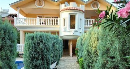 in Dalyan mit Bergblick by Interhome