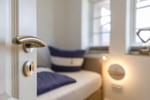 2 chambres, fer et planche à repasser, Wi-Fi, draps fournis