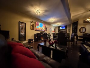 Living area - Private Retreat at Gated Estate. 2BD/1BA Suite. (Jacksonville)