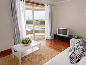 Living area - Meerblick First Line mit 2 Pools 3 by Interhome (Ovar / Praia de Esmoriz)