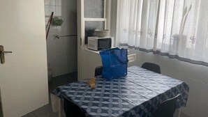 Dining - First Line Strandpromenade by Interhome (Póvoa de Varzim)