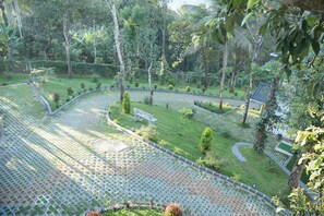View from property - Eeleem Resorts & Spa (Devikolam)