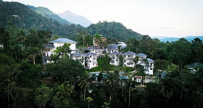 Eeleem Resorts & Spa